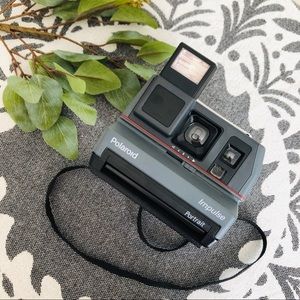 VINTAGE POLAROID IMPULSE INSTANT CAMERA